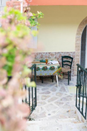 Krasa Holiday Home